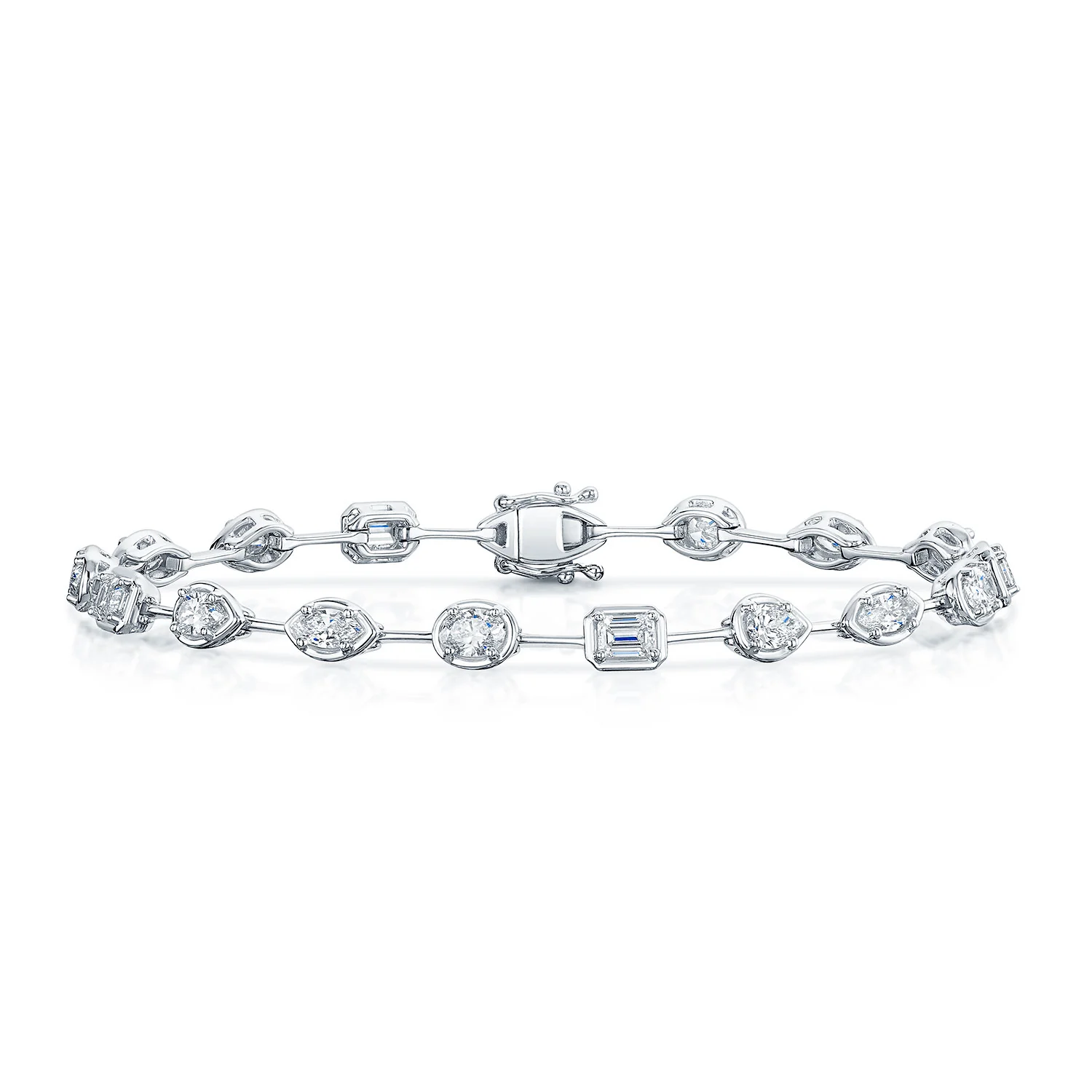 18ct White Gold Mixed Cut Diamond Tennis Bracelet