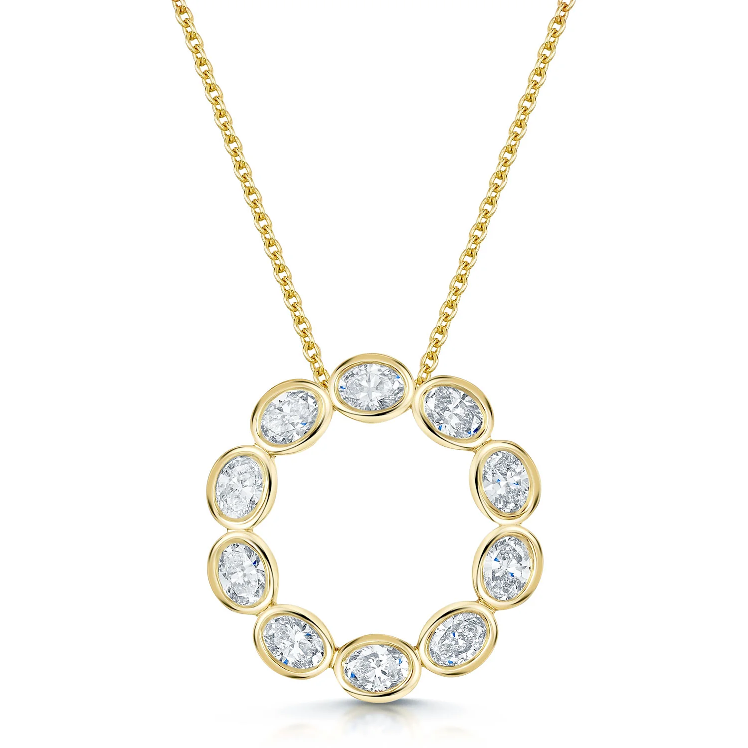18ct Yellow Gold Oval Cut  Diamond Circle Pendant