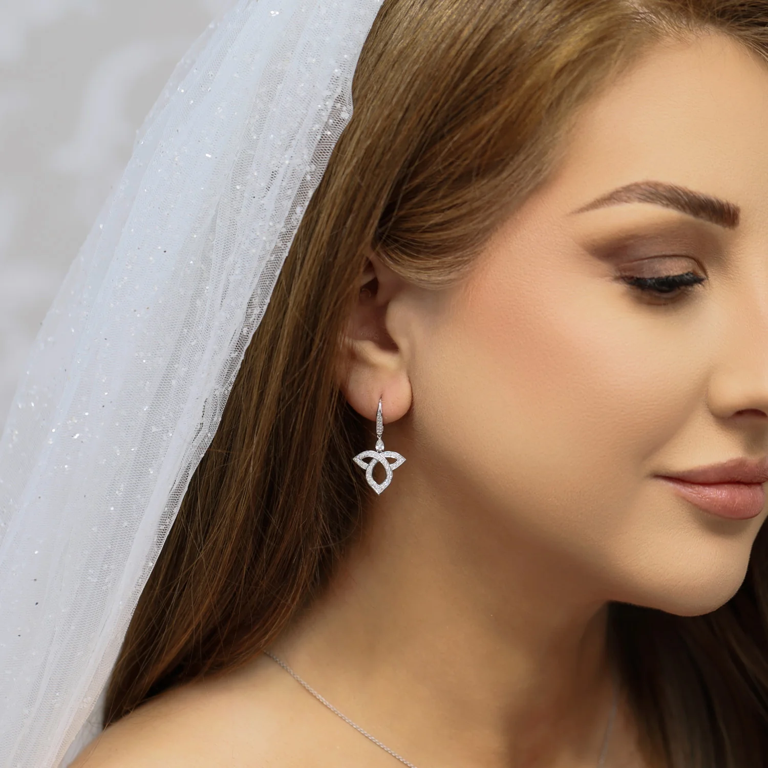 18ct White Gold Pear And Round Brilliant Cut Open Lotus Drop Earrings - Image 3