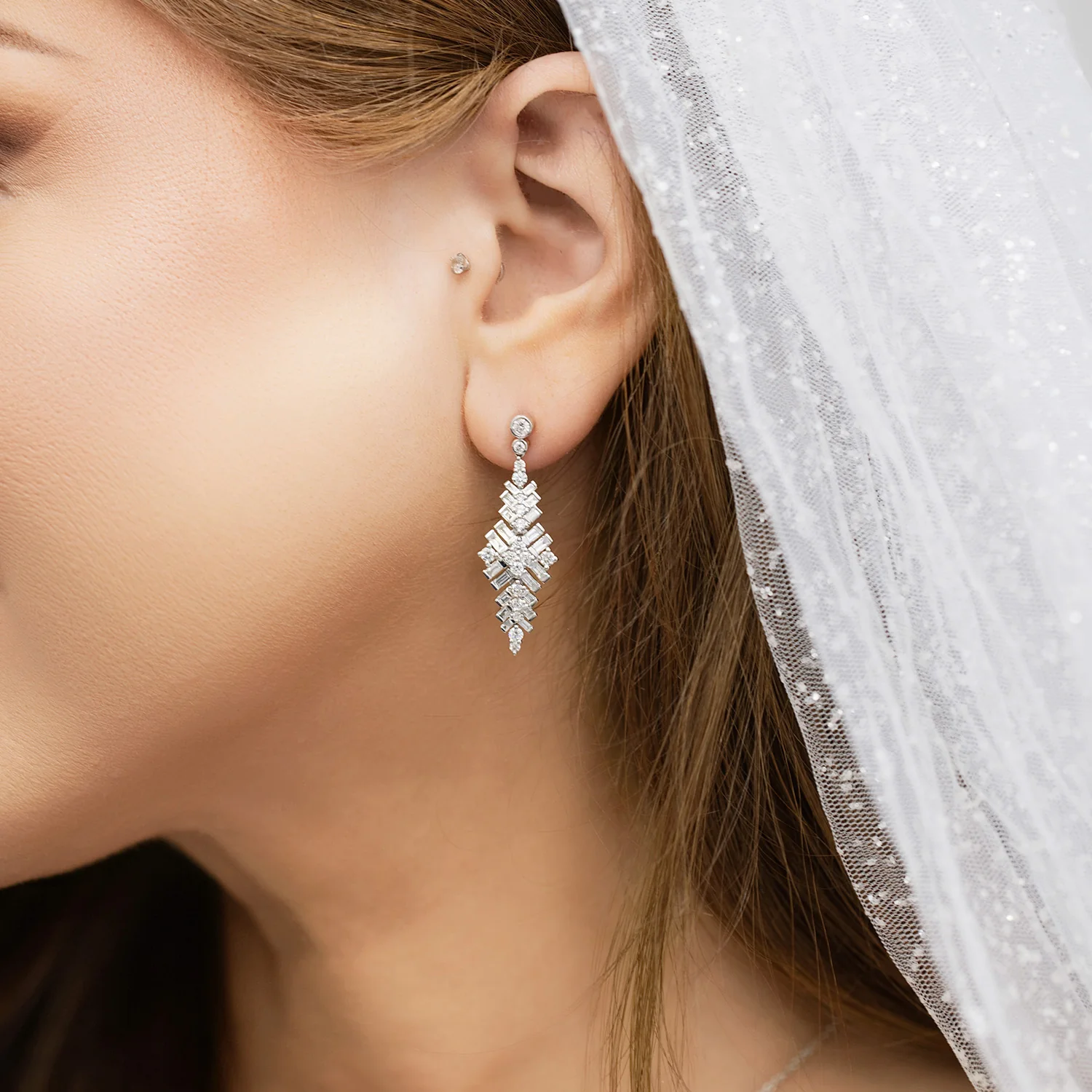 18ct White Gold Round Brilliant Cut And Baguette Cut Diamond Vintage Style Drop Earrings - Image 2