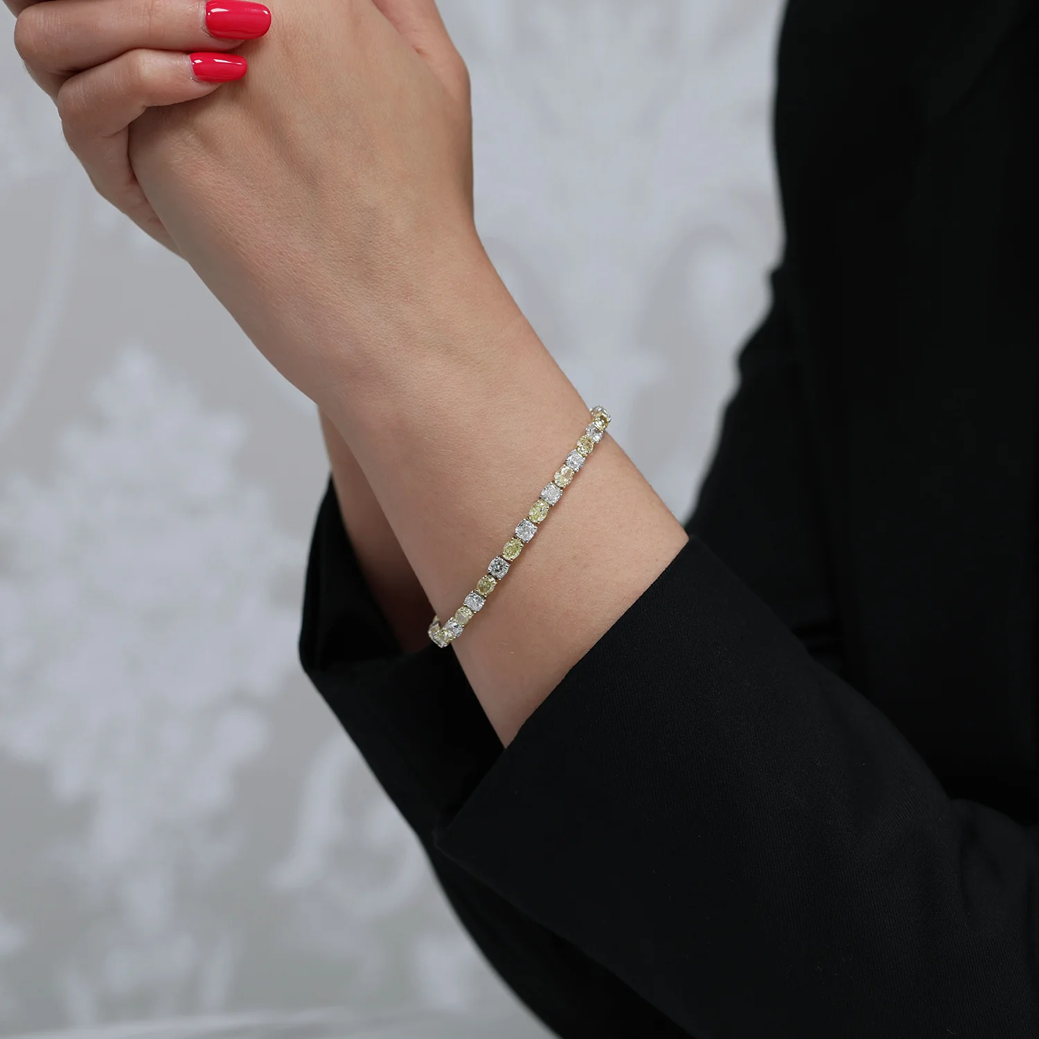 Platinum & 18ct Yellow Gold Oval Yellow Diamond Tennis Bracelet - Image 2